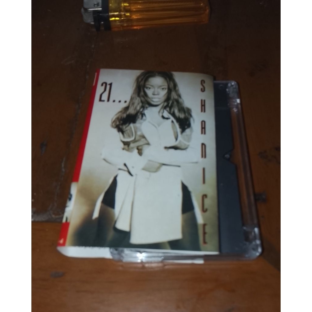 Kaset pita Shanice