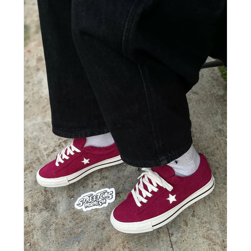 NEW Converse One Star 95 OX Vintage ‘Sporty Berry Red . Limited Edition