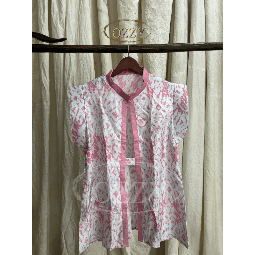 Ozzy Batik Pekalongan Outer Square Pink Putih Baju Kerja Wanita Modern