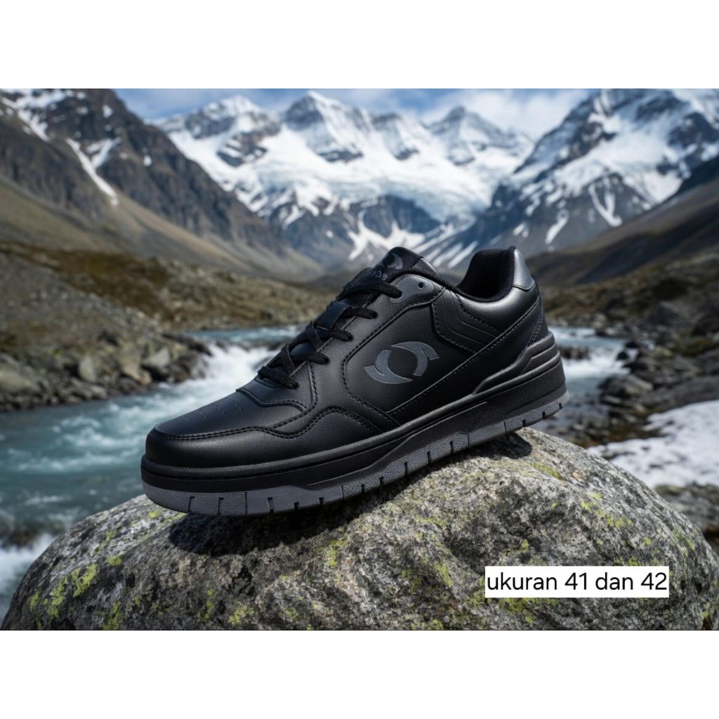 sepatu sekolah sport astec original hitam polos