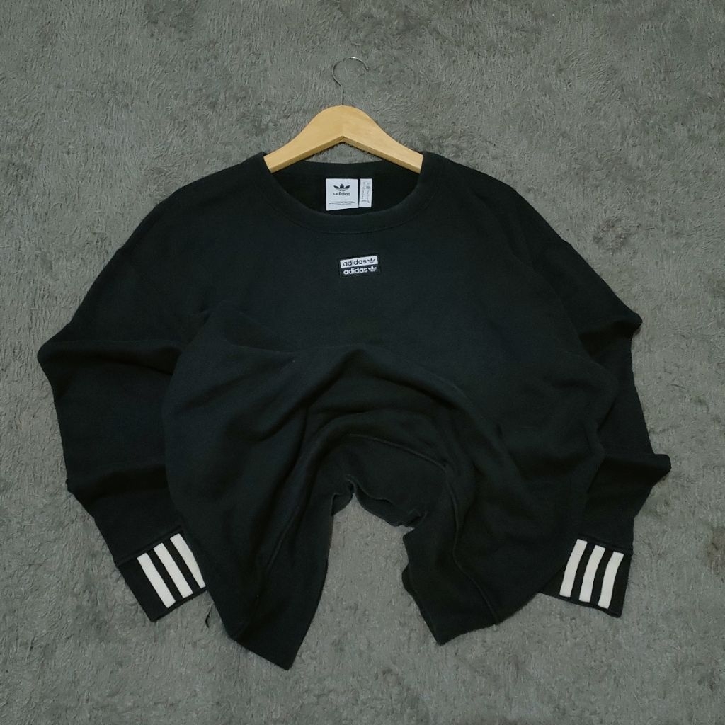 Adidas Center Vocal Trefoil Logo Box Crewneck Black