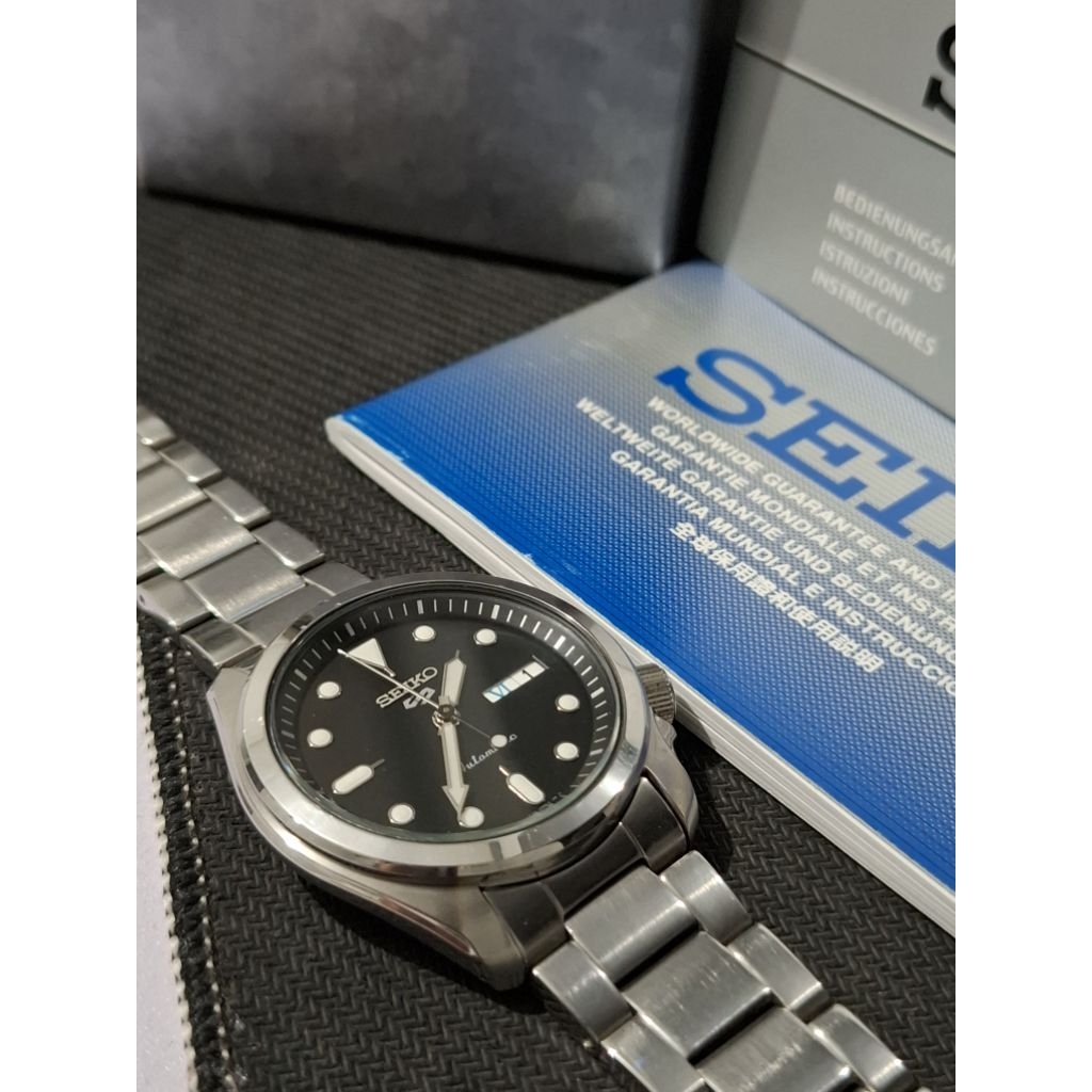 Seiko 5 SRPE55K1