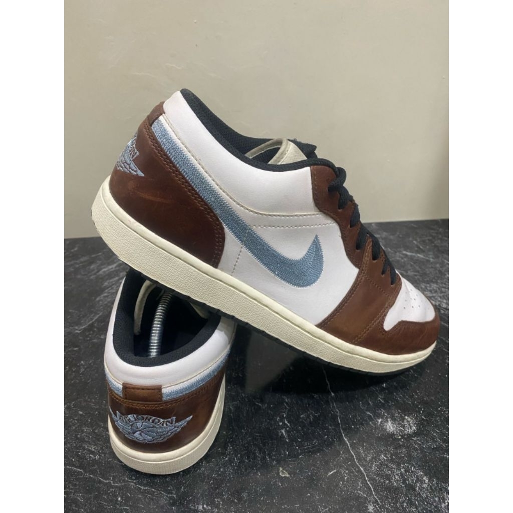 Sepatu Nike Air Jordan 1 Low SE warna mocha brown biru abu-abu second original