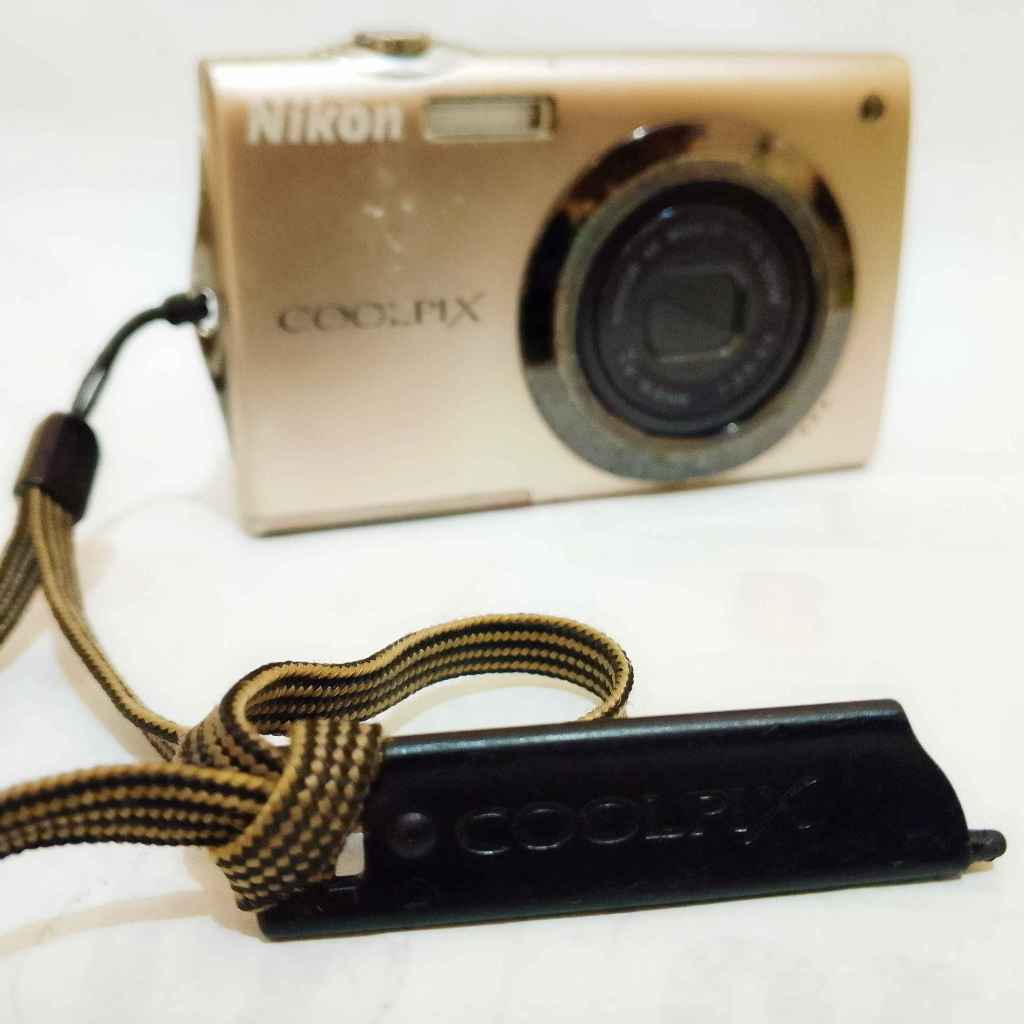 Nikon Coolpix S4000 ( Bekas ) - Kamera digital Vintage