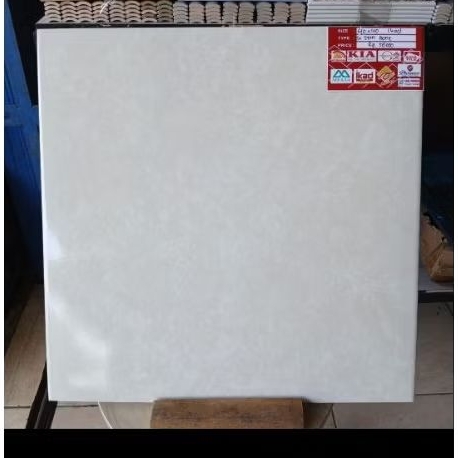 keramik ikad 40x40 syon bone Glossy