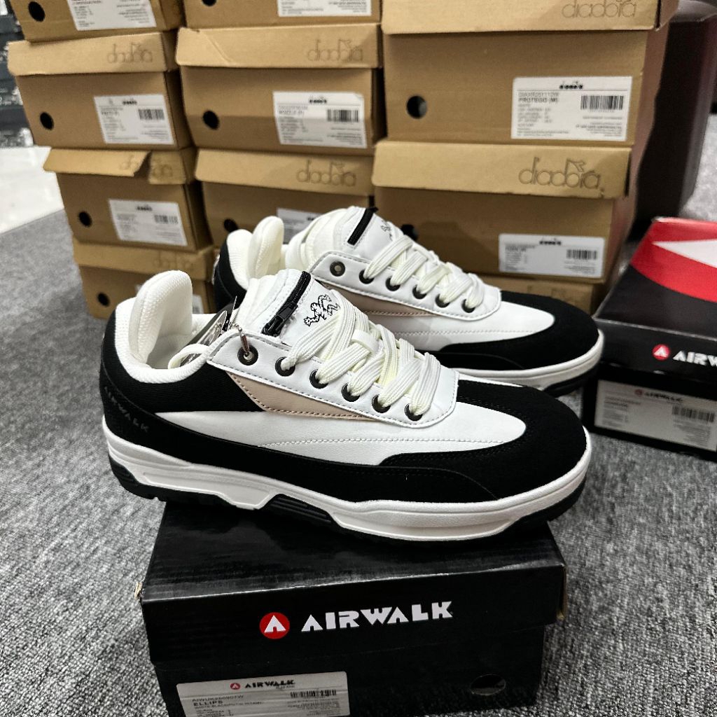 SEPATU SNEAKERS PRIA AIRWALK ELLIPS WHITE BLACK