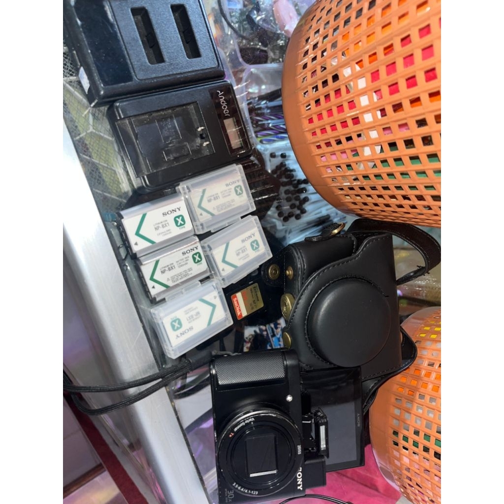 Sony Hx90v second