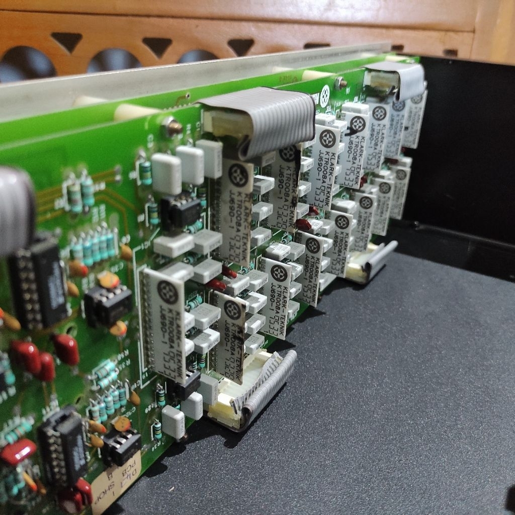 Equalizer Klark teknik dn 360