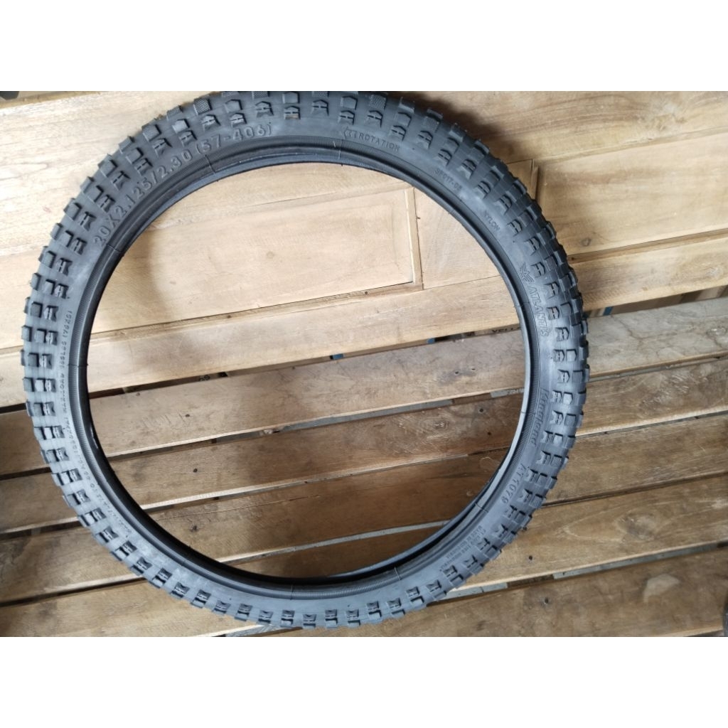 Ban Luar Atlantis 20x2125 (1079)