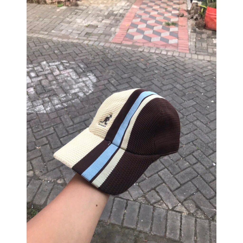 Topi KANGOL