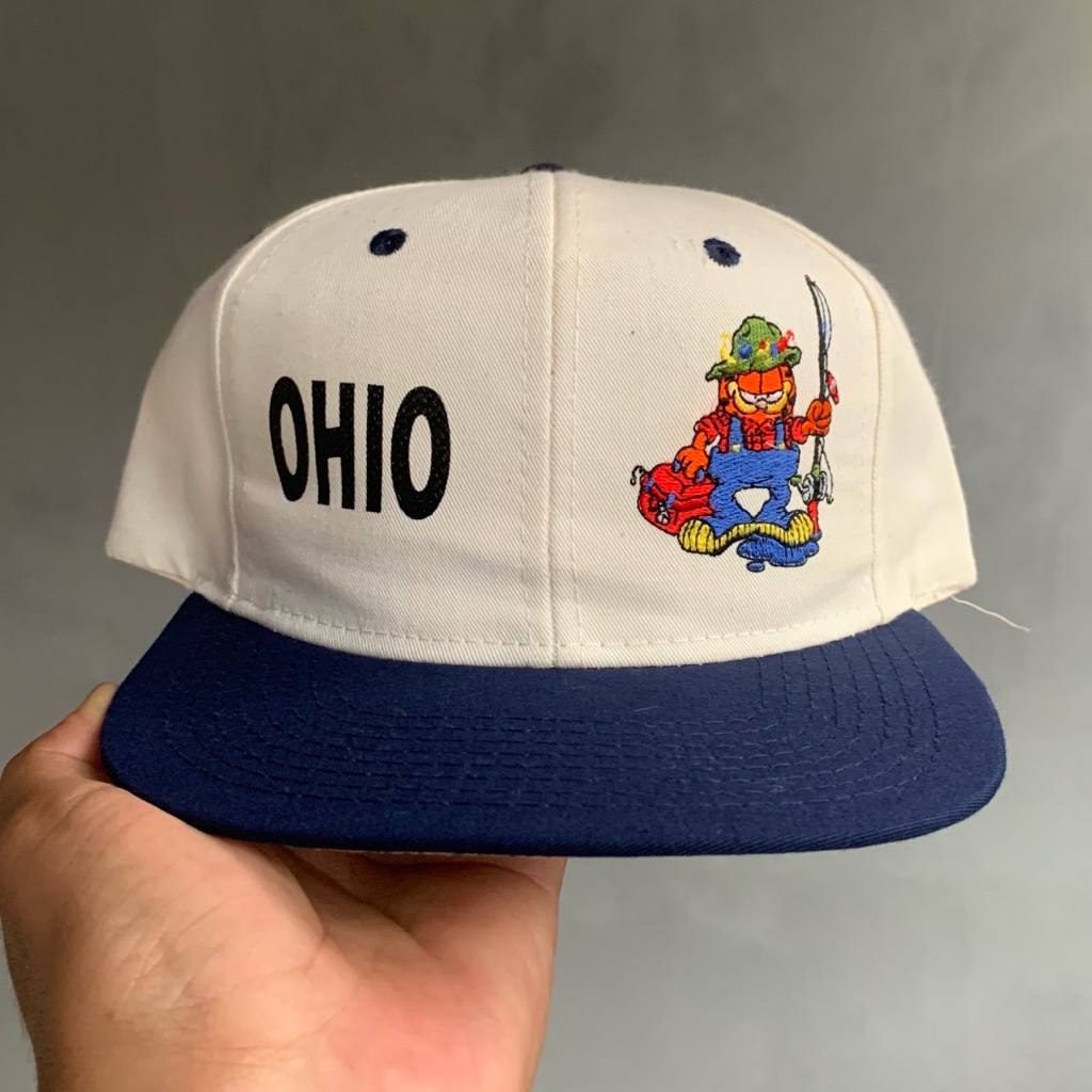 TOPI VINTAGE CARTOON GARFIEL