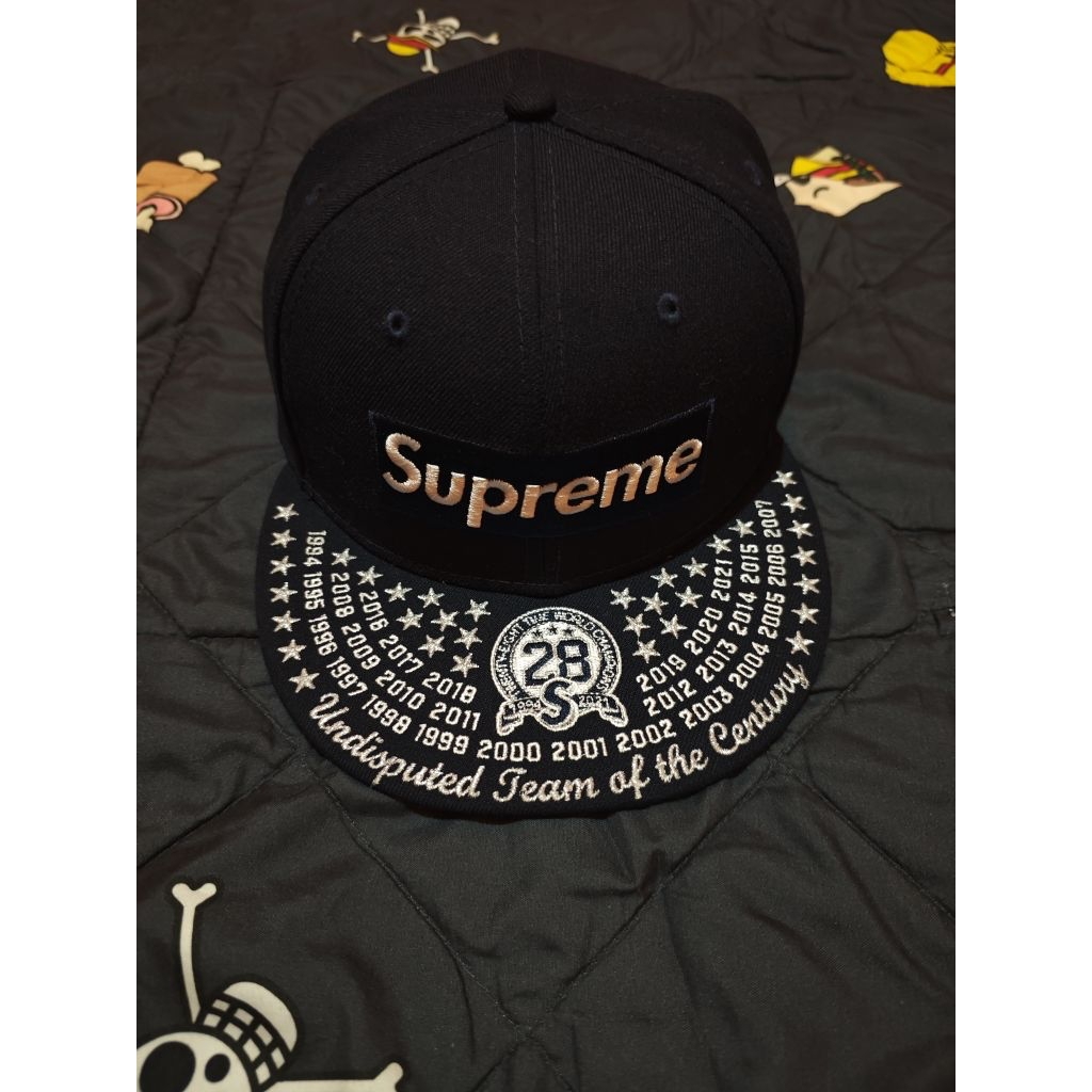 NEW ERA X SUPREME UNDISPUTED
