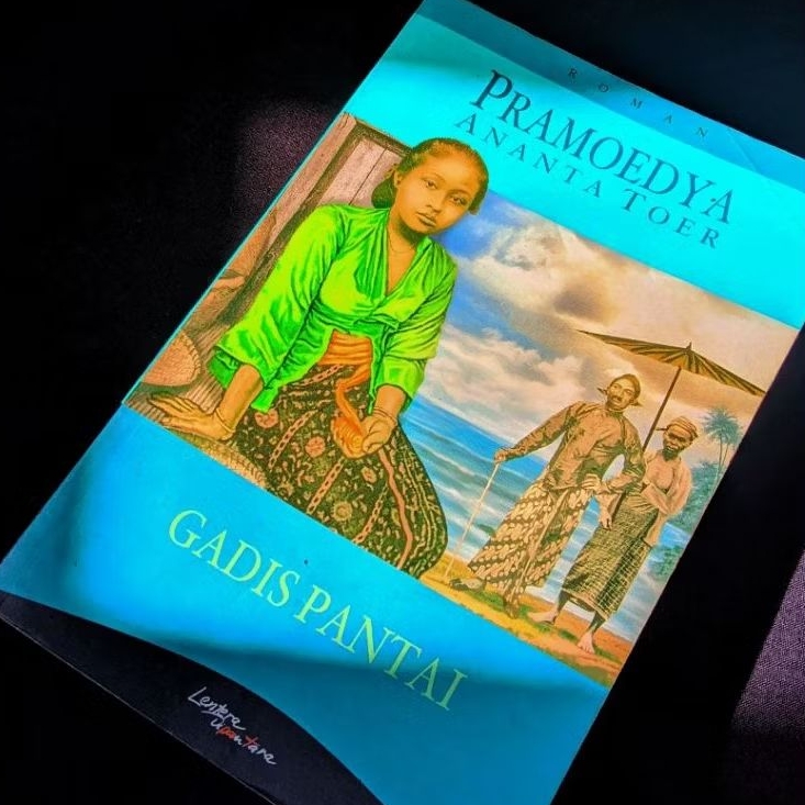 preloved buku gadis pantai pramoedya (ori)