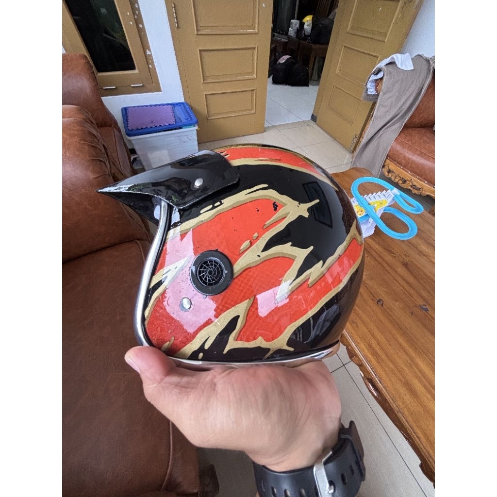 HELM SUZUKI ORIGINAL JADUL TINGGAL PAKE BOSKU MURAH