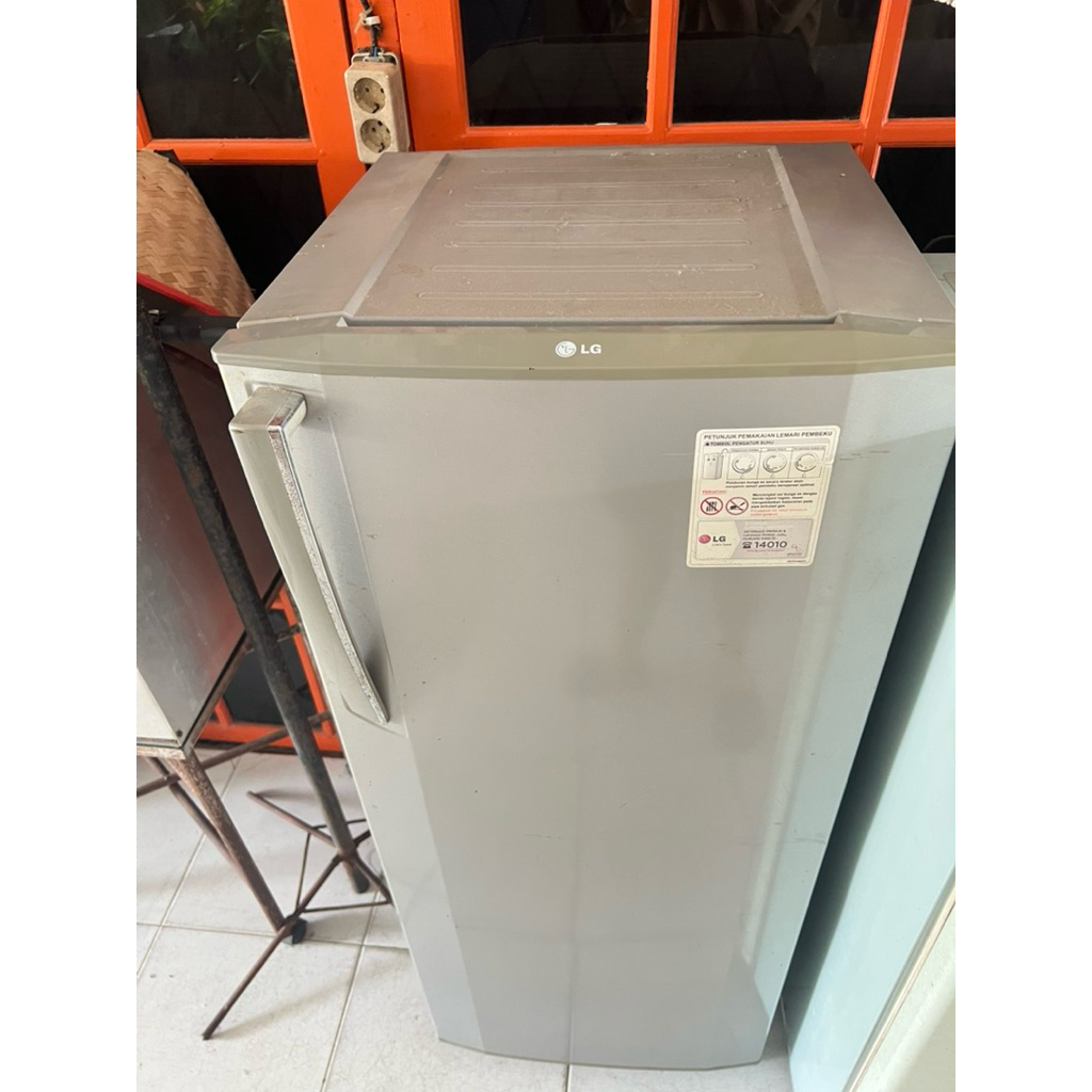 Kulkas Es Batu LG Second 6 Rak