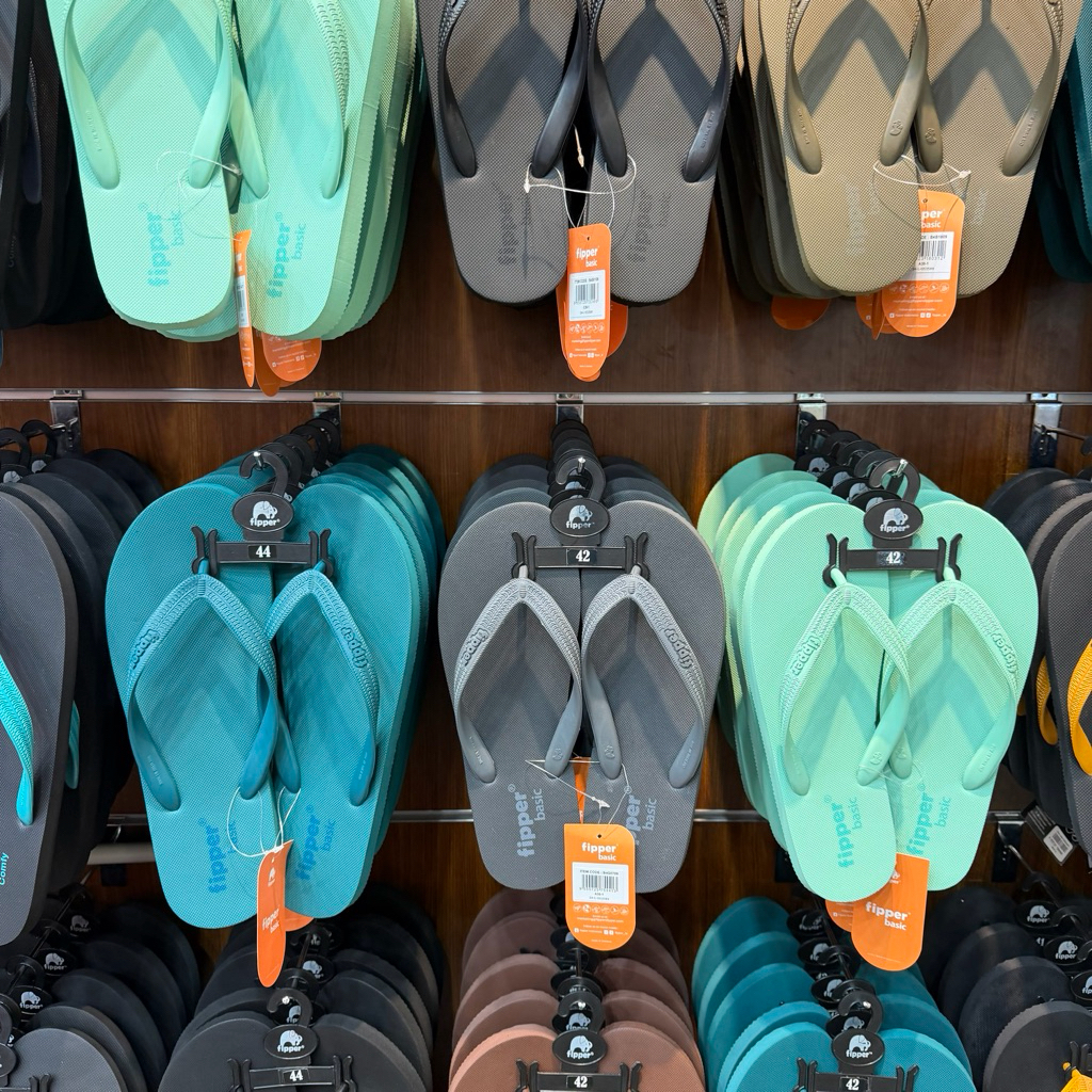 Sandal fipper cowok Basic M sale