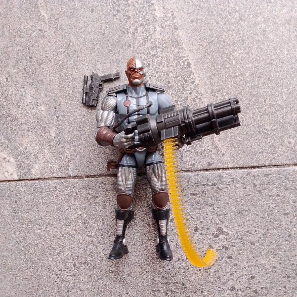 Mainan Action Figure Marvel Legends Deathlok X-Men