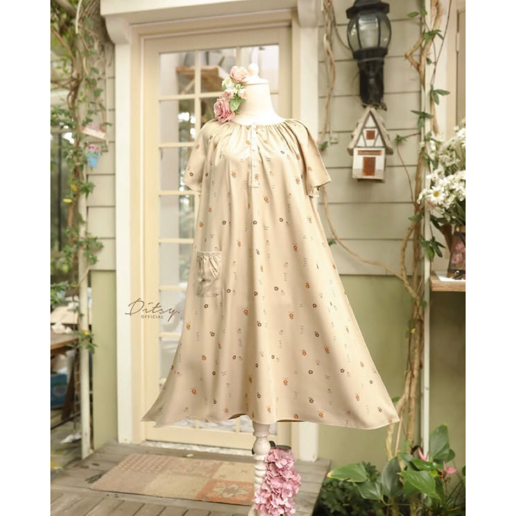 Ditsy Anea Nightdress Size S (Preloved)