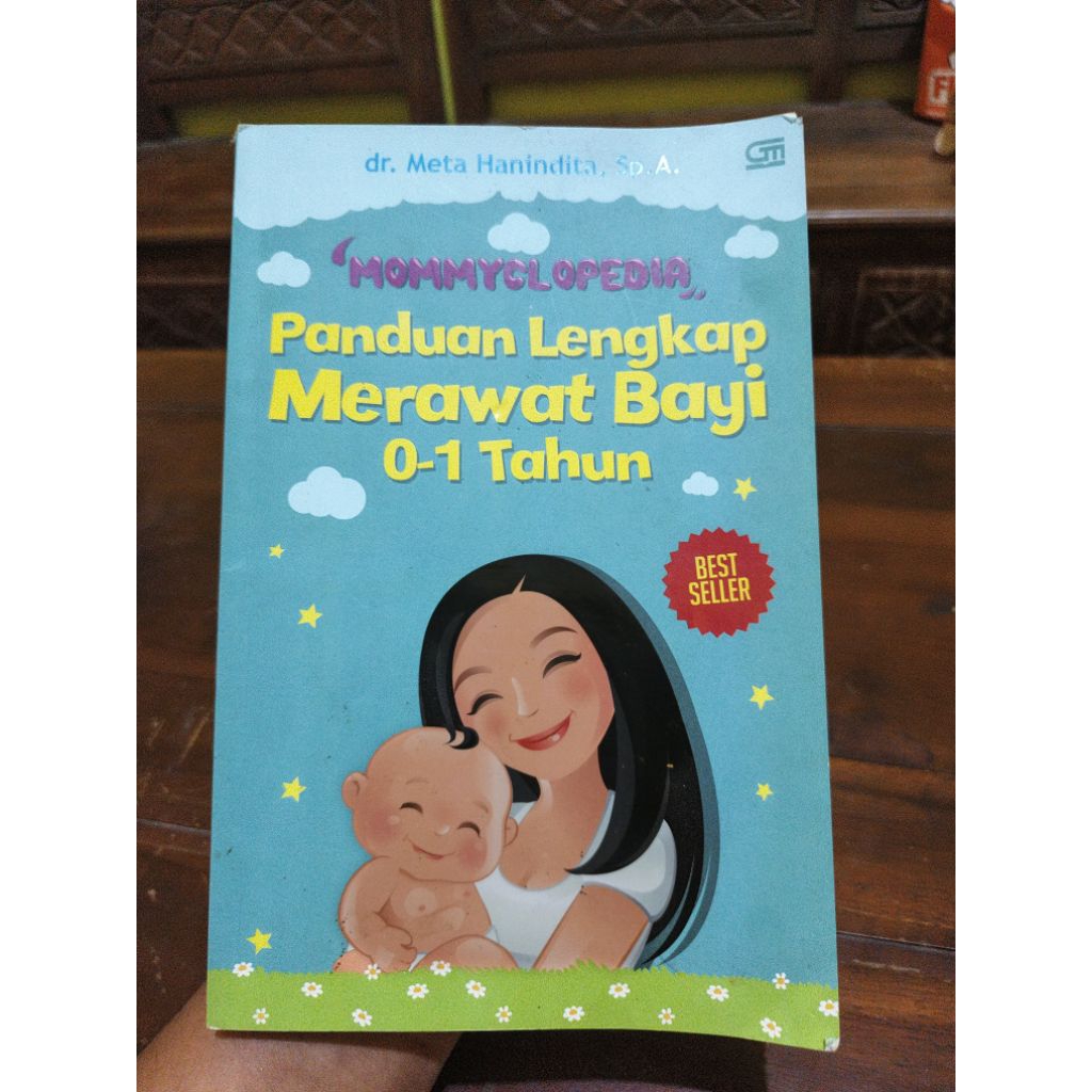 Buku Panduan Lengkap Merawat Bayi 0-1 Tahun dr. Meta Hanindita SpA