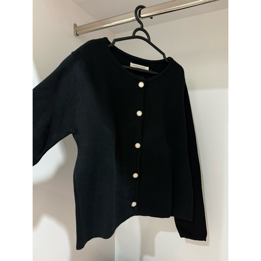 preloved cardigan - beatrice clothing
