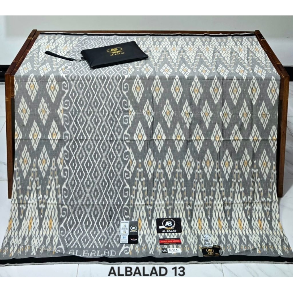 Sarung ALBALAD KWG MESRES ( jahit tengah)