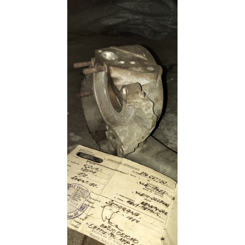 buku vespa sprint latin H semarang