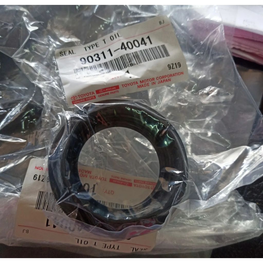 Seal As Roda Dalam Kanan Camry Alphard Harrier Original