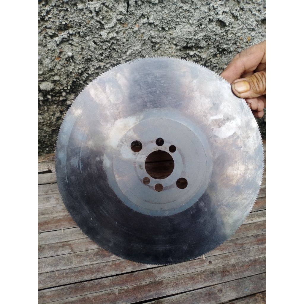 Circle Saw HSS JULIA DMO5 Dia 210 mm T 1 mm bahan Pisau Seset, Bahan Bilah