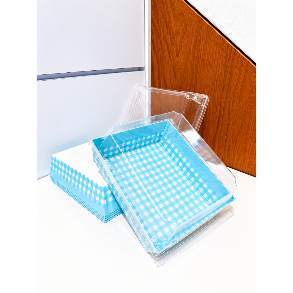 Box mika motif kotak biru dengan tutup trransparan isi 5 pcs