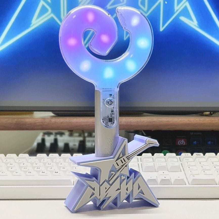 [PO] Standing  Lighstick Tempat Lightstick  KPOP Part 2 NCT 127 Dream Wish Riize Gidle Enha Babymons