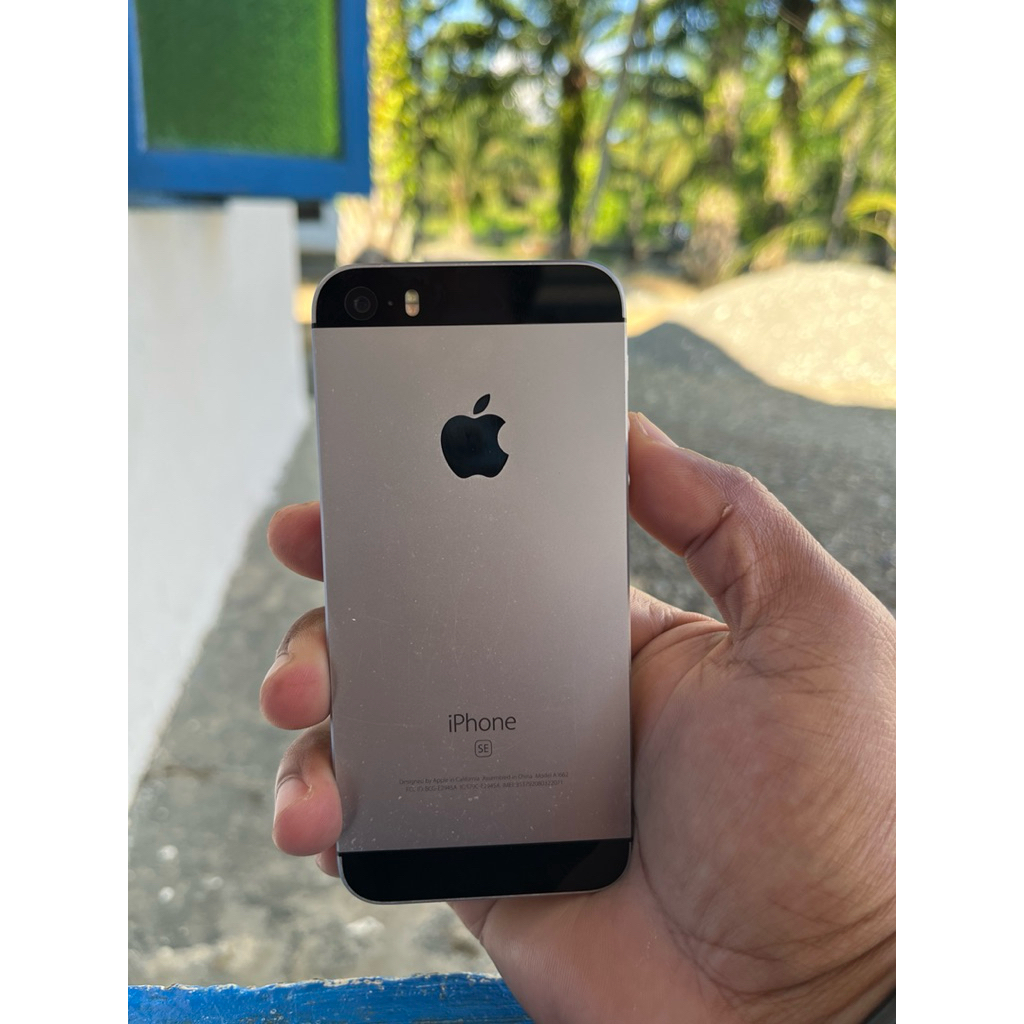 iphone se gen 1