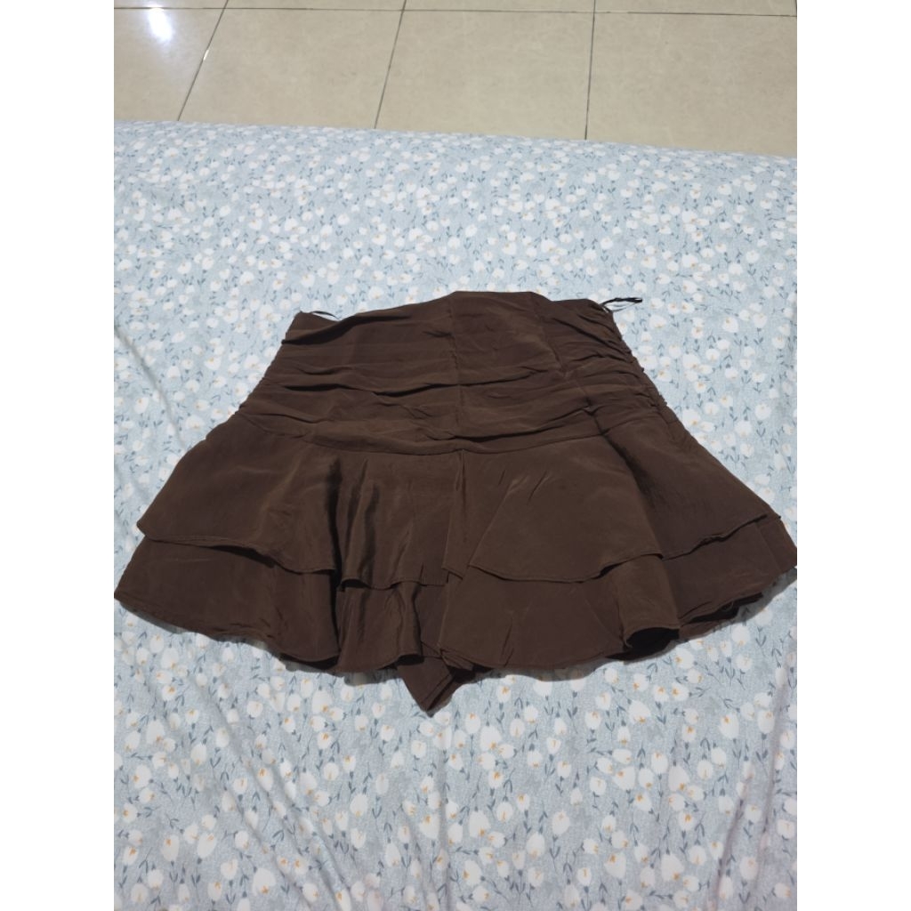 zara ruffle skort