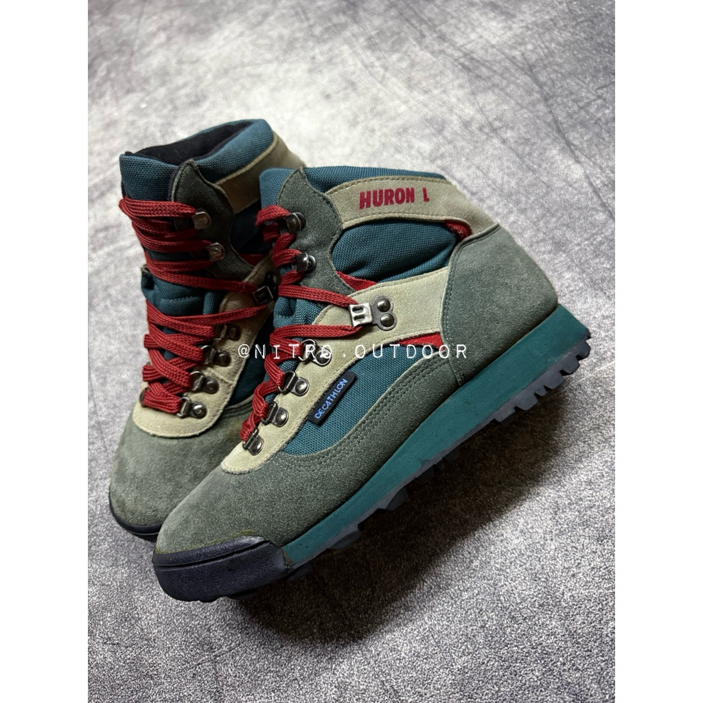 SEPATU HIKING DECATHLON HURON L