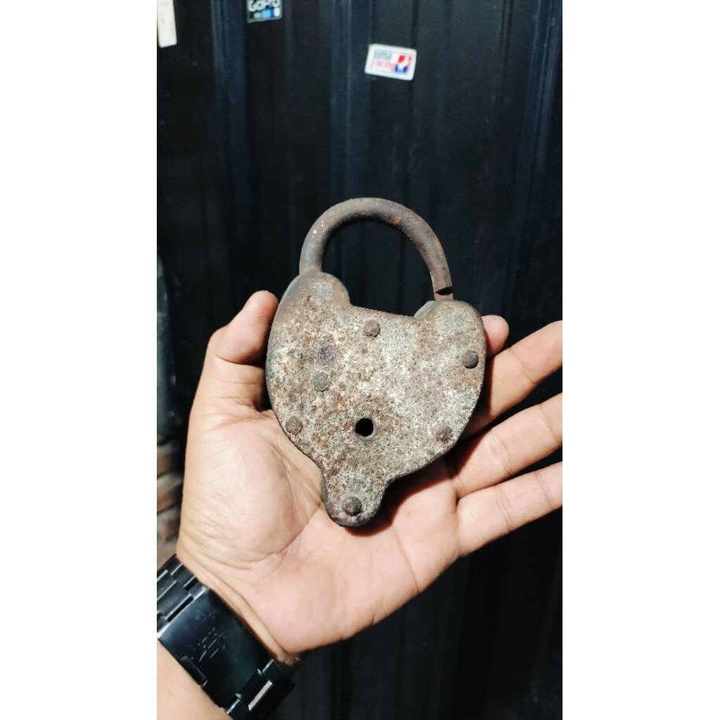 GEMBOK KUNO GEMBOK JAMAN BELANDA ANTIK JADUL
