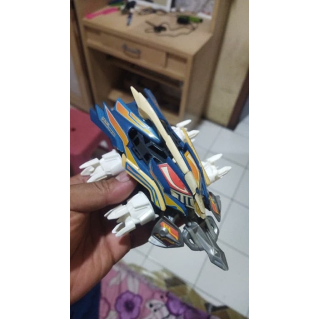 Crush Gear Garuda Phoenix Bandai Lhoose