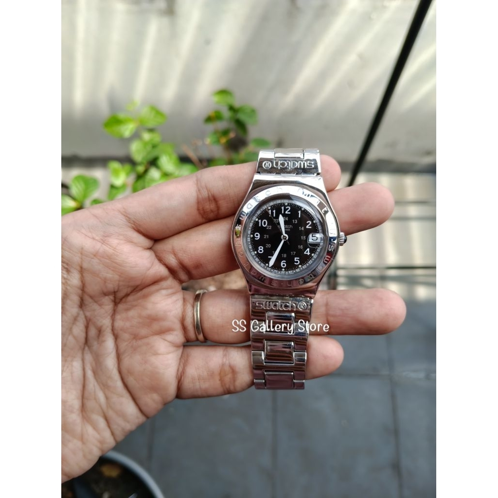 JAM TANGAN SWATCH IRONY BLACK
