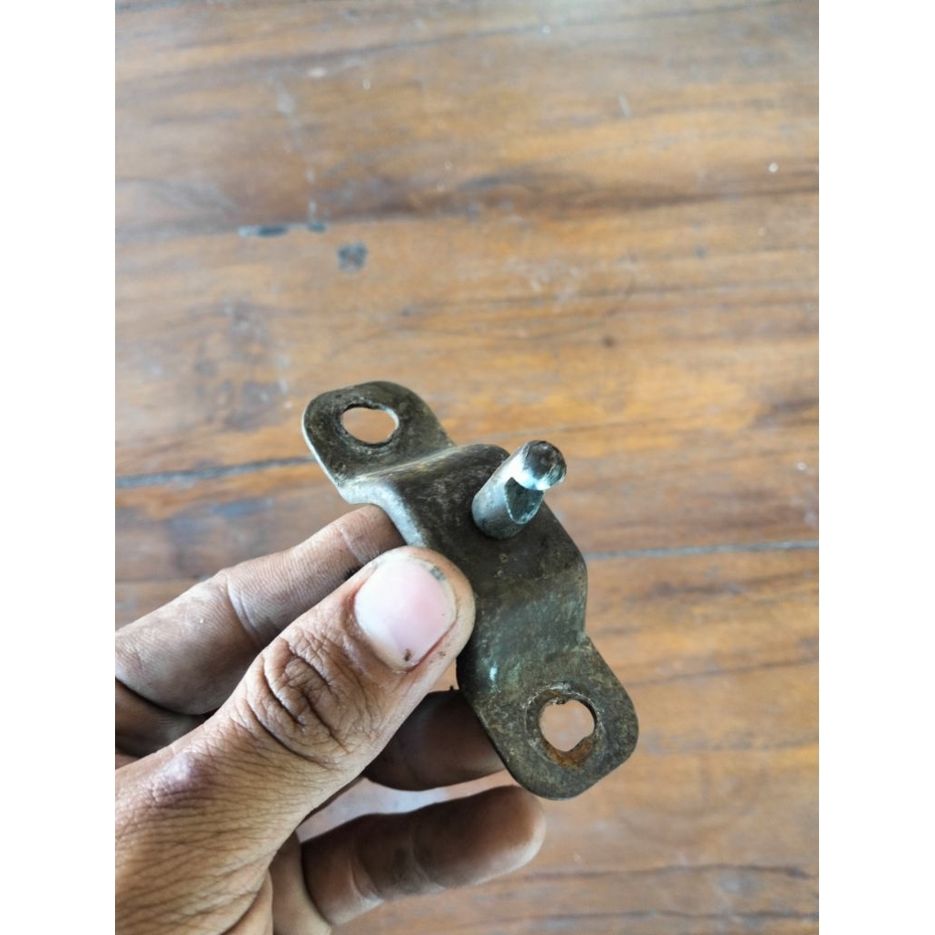 Pengait kunci jok kancing jok suzuki rc100 rc80 rc 100 original