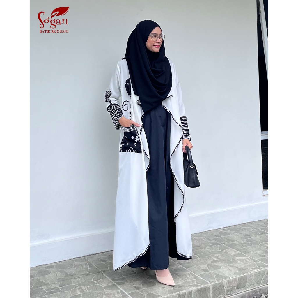 Jannah Outer Batik Tulis Asli Putih Hitam Navy Eksklusif by Sogan Batik Rejodani