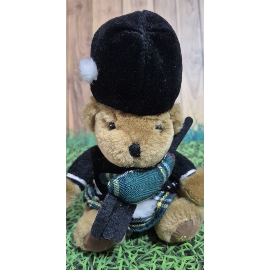 Boneka Teddy Scottish Bagpiper Harrods