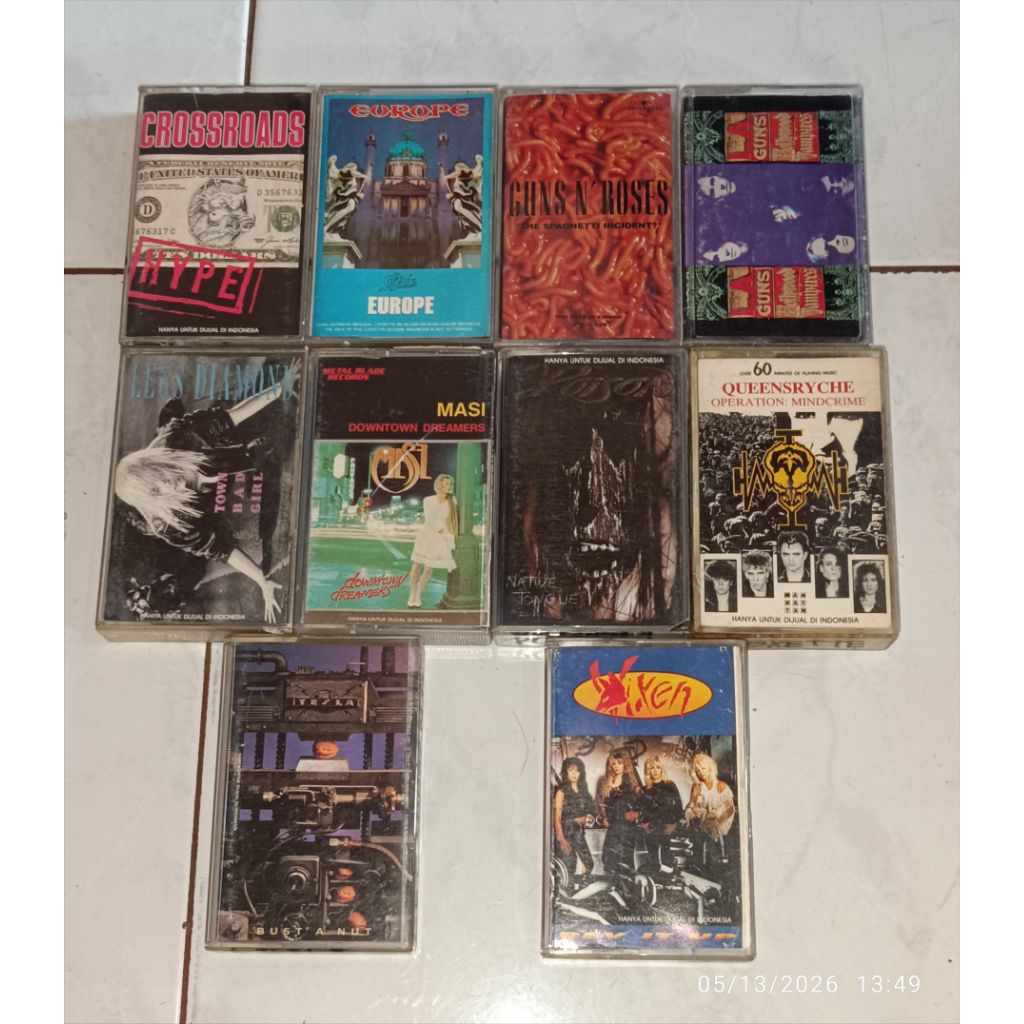 kaset CROSSROADS-Hype / EUROPE / GUNS N ROSES-The Spaghetti Incident? / LA GUNS-Hollywood Vampires /