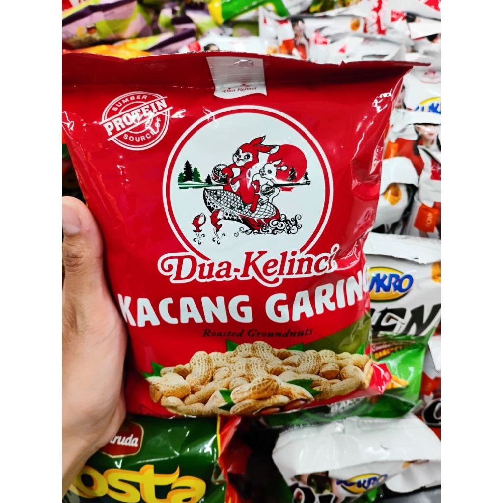 Dua Kelinci Kacang Garing Kulit 180Gr