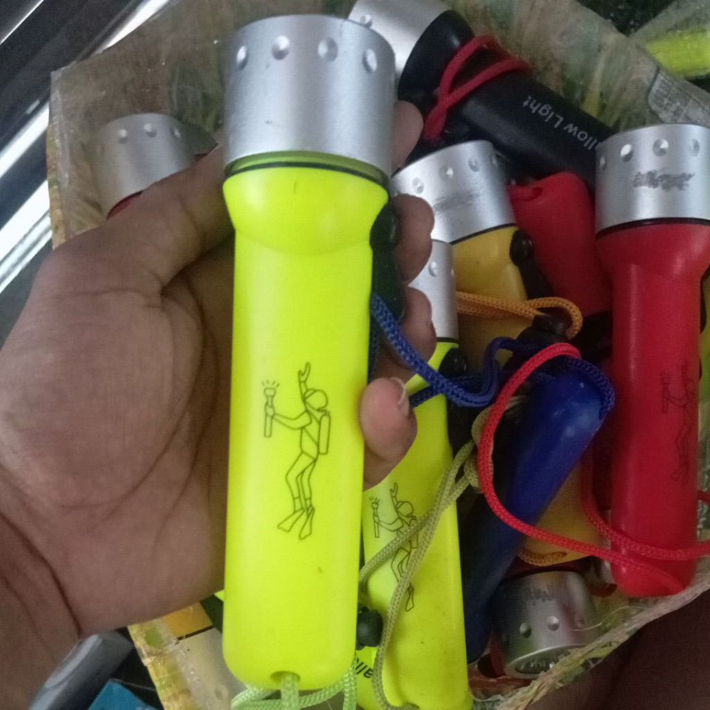 Senter Selam Return Pabrik Buat Bahan Pikiranmu yg Ahli Oprek2