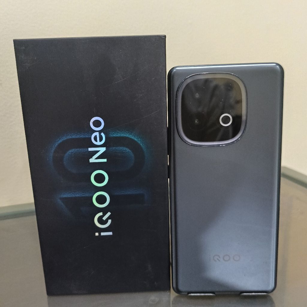 Handphone IQOO Neo 10 Ram 12 256GB