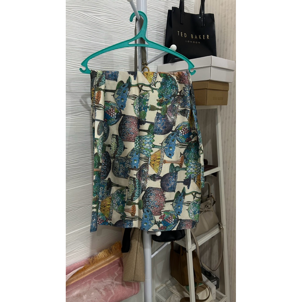 saba printed scarf satin | preloved