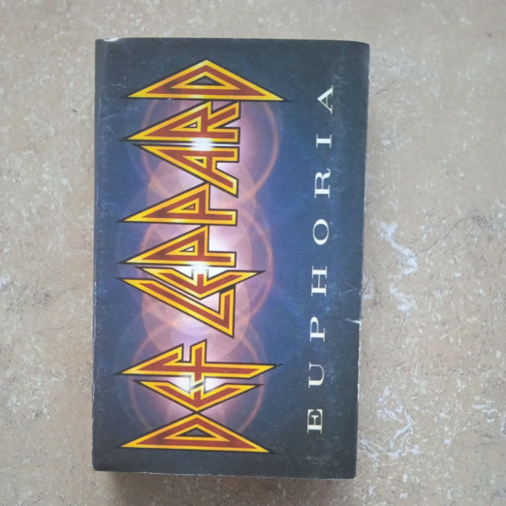 Kaset Pita Def Leppard "Euphoria"