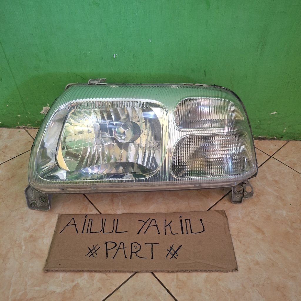 lampu depan headlamp Suzuki escudo 1.6 2.0.2002 2003 2004 2005
