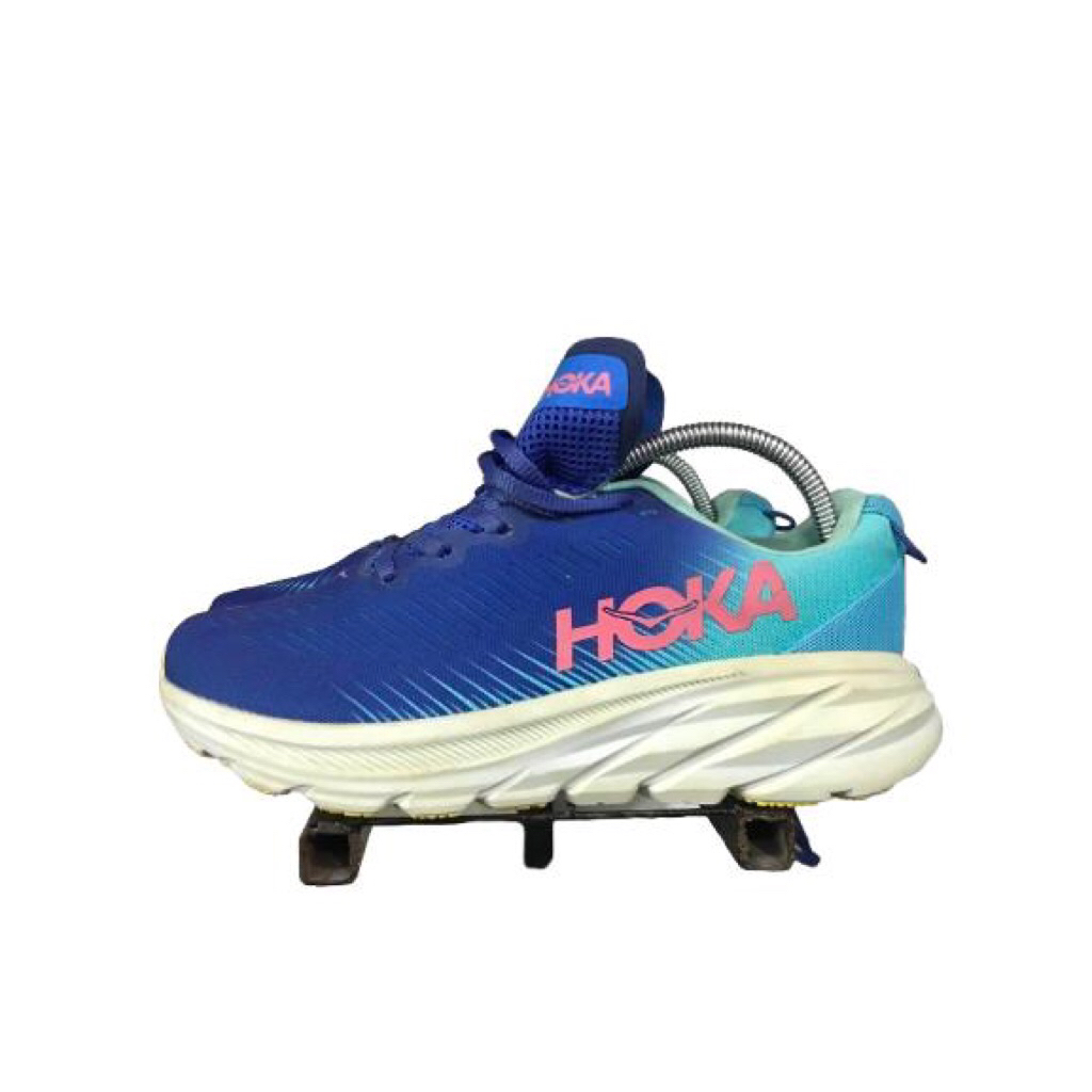 Sepatu Lari HOKA Rincon 3