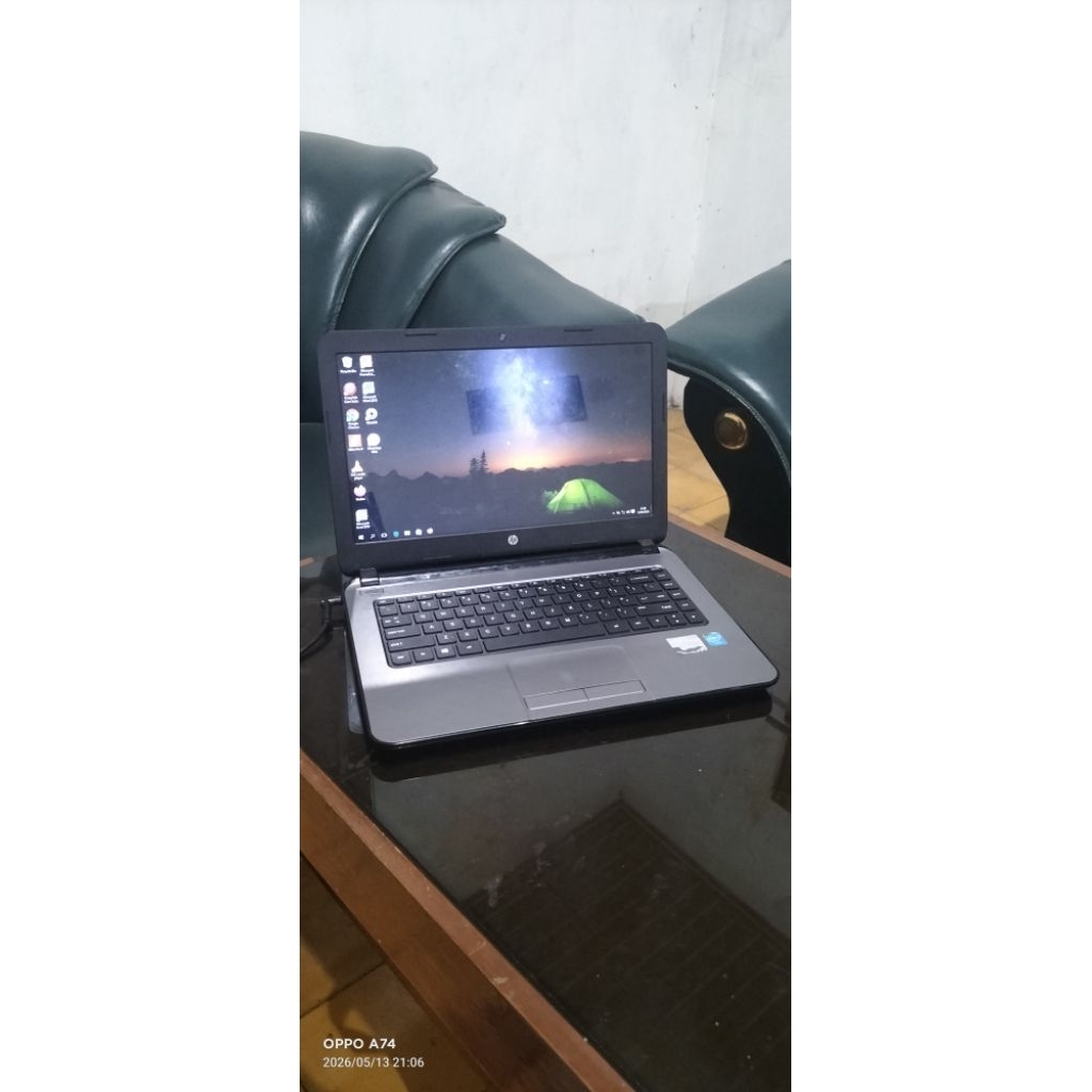 Laptop merk HP 14-r203TU minus tidak isi baterai