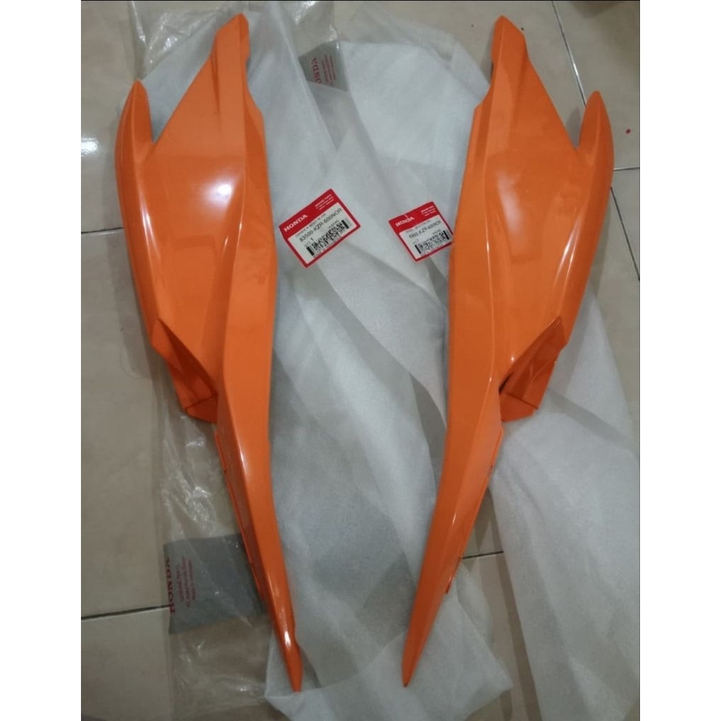83500-KZR-600NOR 83600-LZR-600NOR body belakang set honda vario 125 old KZR 1set  kanan kiri origina
