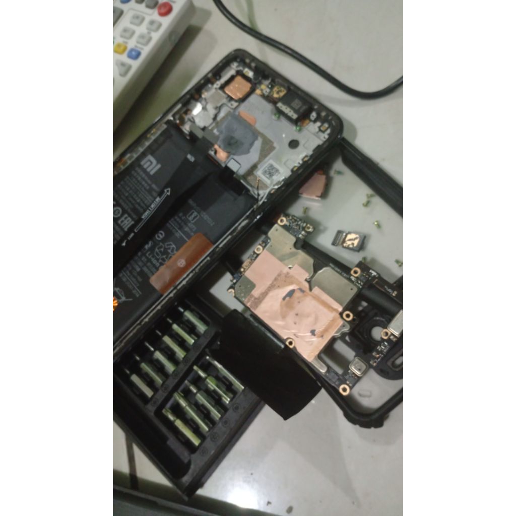 lcd copotan Poco f3